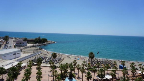 Beachfront apartment in Fuengirola with sea views, Fuengirola